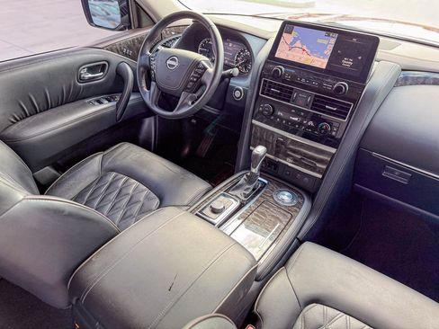 Used 2024 Nissan Armada Platinum w/ Captain's Chairs Package image 11