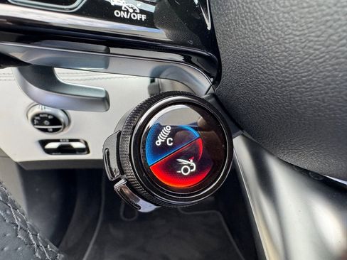 Used 2023 Mercedes-Benz SL 55 AMG 55 AMG image 15