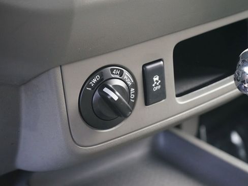 Used 2019 Nissan Frontier SV image 21