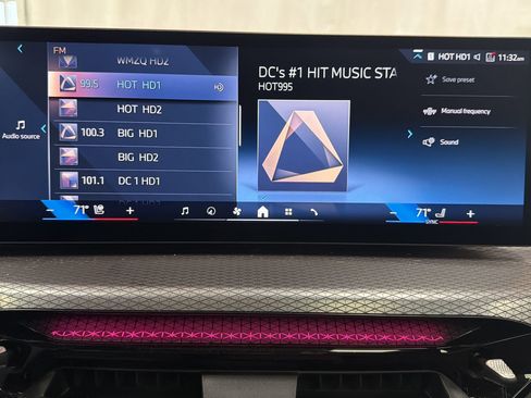 Used 2025 BMW i4 xDrive40i w/ Premium Package image 23