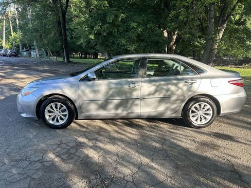 Used 2016 Toyota Camry LE w/ Protection Package (Q2) FWD image 5