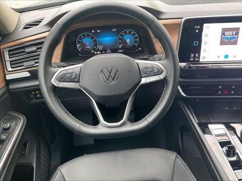 Used 2026 Volkswagen Atlas SE AWD/4WD image 18