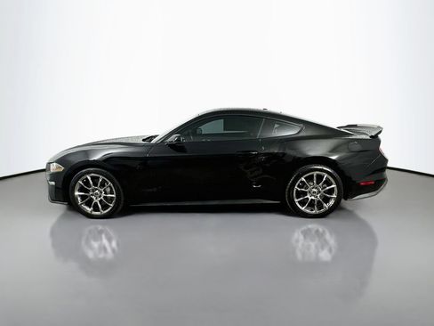 Used 2019 Ford Mustang GT Premium w/ Black Accent Package RWD image 5