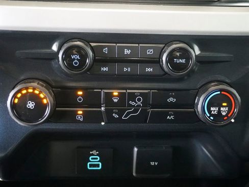 Used 2023 Ford F250 XLT image 13