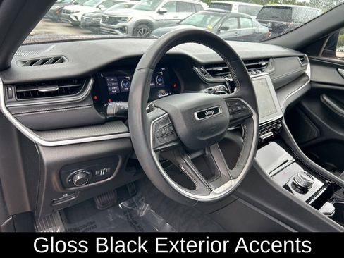 Used 2023 Jeep Grand Cherokee L Altitude image 16