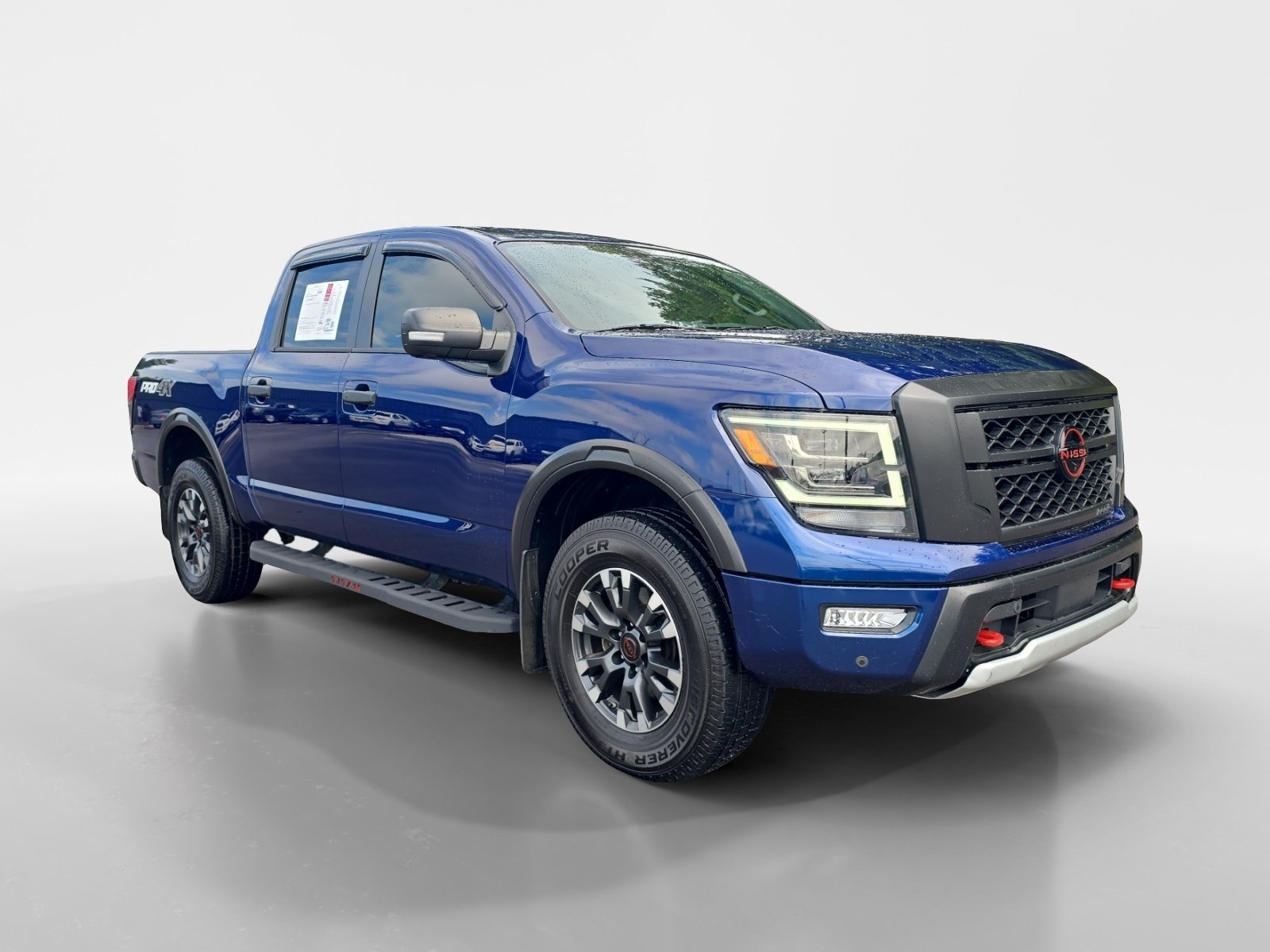 Certified 2024 Nissan Titan PRO-4X w/ Pro-4x Convenience Package AWD/4WD image 8