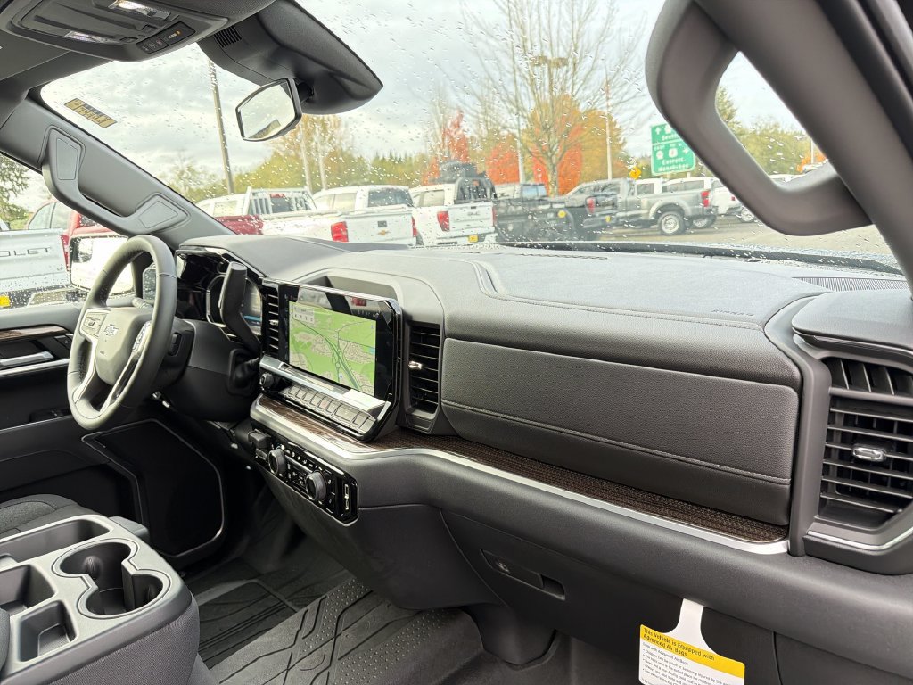 New 2026 Chevrolet Silverado 1500 RST w/ LPO, Dark Essentials Package AWD/4WD image 30