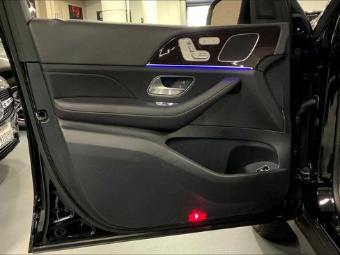 Certified 2025 Mercedes-Benz GLE 350 4MATIC image 21