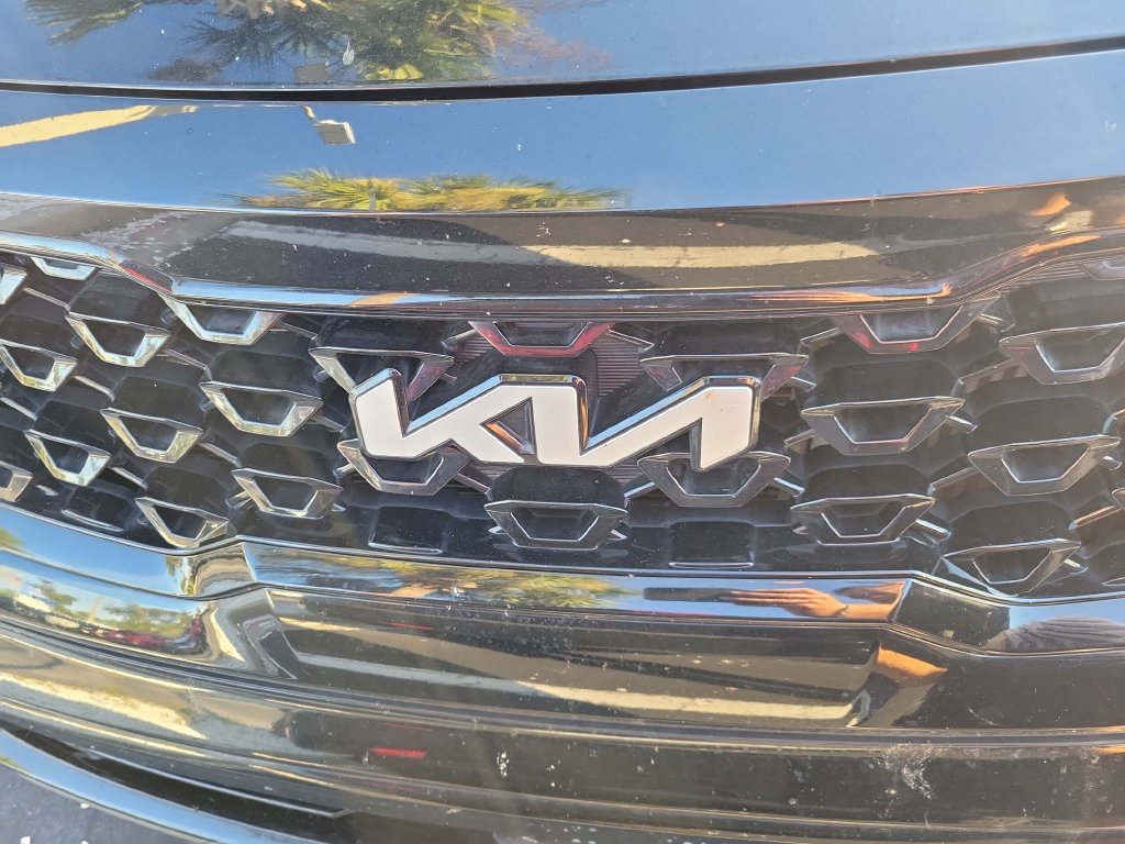 Used 2022 Kia Sorento EX w/ Panoramic Sunroof Package FWD image 7
