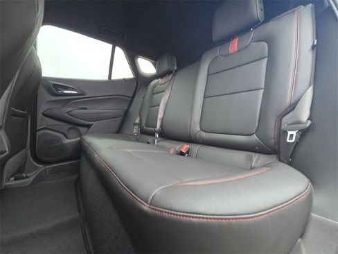 New 2026 Chevrolet Trax RS w/ Sunroof Package image 12