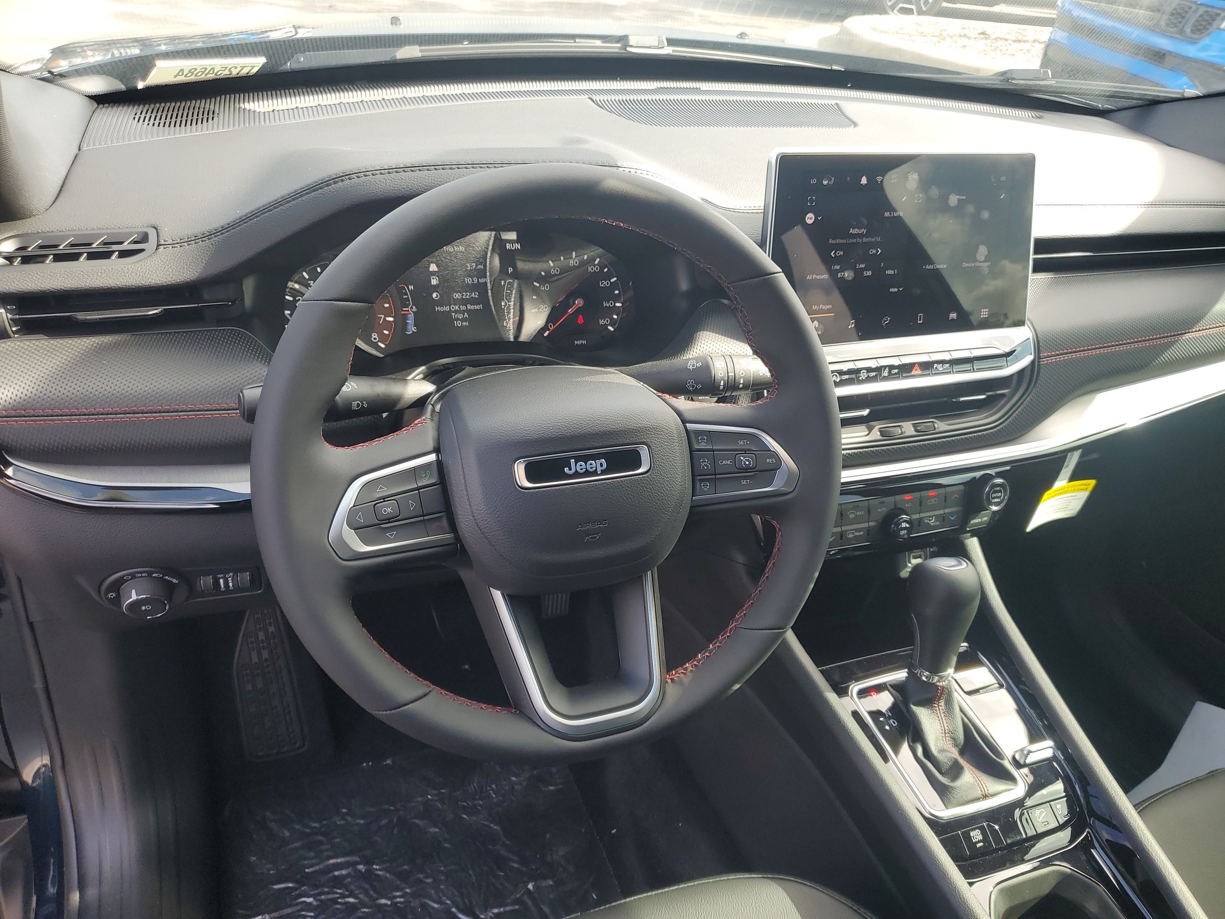 New 2026 Jeep Compass Trailhawk AWD/4WD image 13