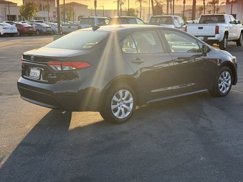 Used 2024 Toyota Corolla LE FWD image 5