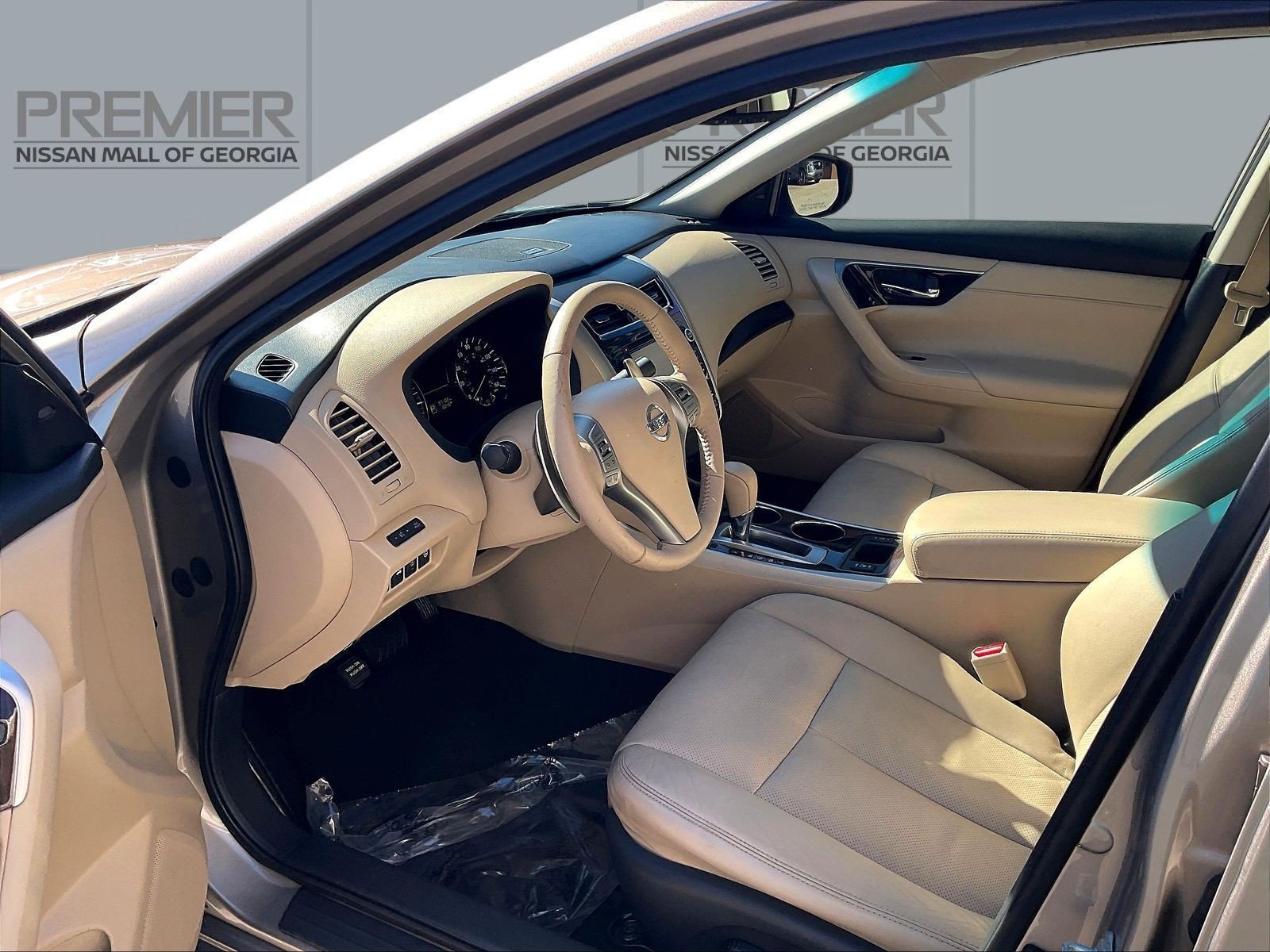 Used 2015 Nissan Altima 3.5 SL FWD image 19