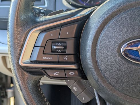 Used 2019 Subaru Outback 2.5i Premium image 17