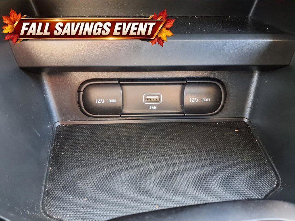 Certified 2022 Kia Soul LX w/ Technology Package FWD image 19