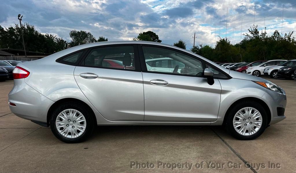 Used 2016 Ford Fiesta S FWD image 2