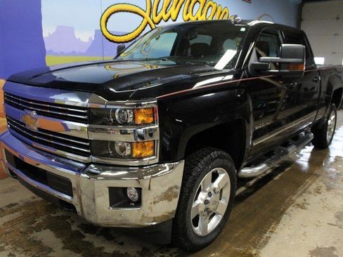 Used 2018 Chevrolet Silverado 2500 LT w/ All Star Edition image 8