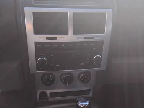 Used 2007 Dodge Nitro SLT image 12