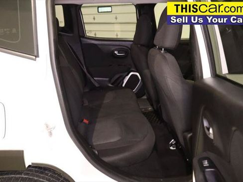 Used 2019 Jeep Renegade Sport w/ UConnect 7.0 Group FWD image 26