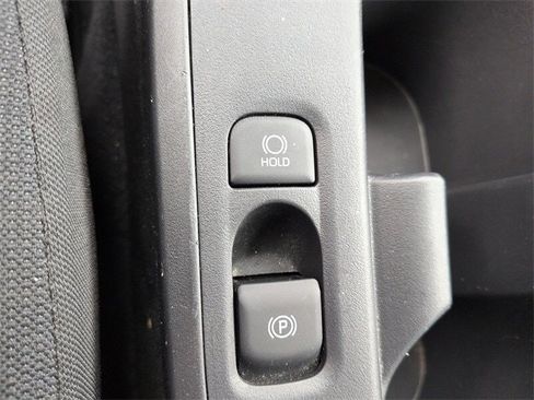 Certified 2025 Toyota Corolla LE image 25