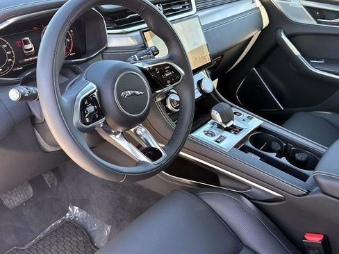 New 2025 Jaguar F-PACE R-Dynamic S image 29