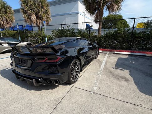 Used 2023 Chevrolet Corvette Stingray Premium Cpe w/ Z51 Performance Package RWD image 4