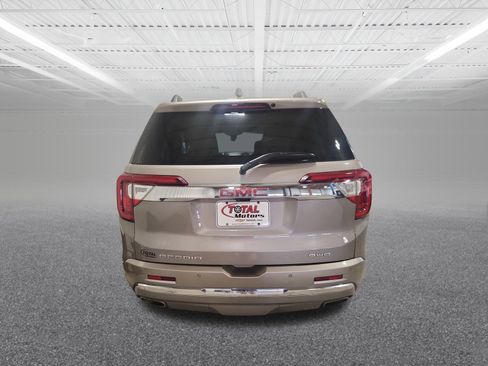 Used 2023 GMC Acadia Denali w/ Denali Technology Package image 7