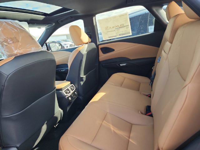New 2026 Lexus RX 350 FWD image 23