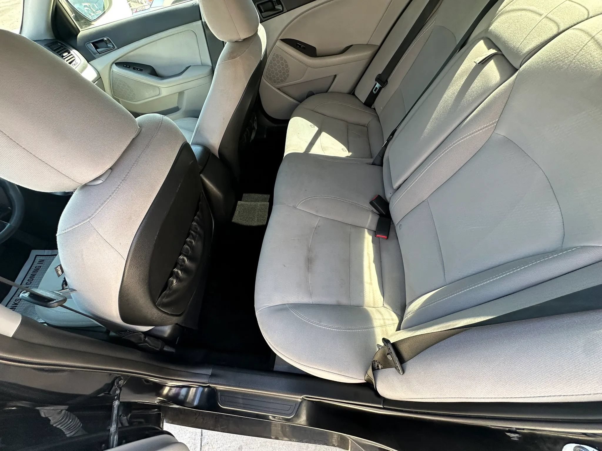 Used 2015 Kia Optima LX FWD image 36
