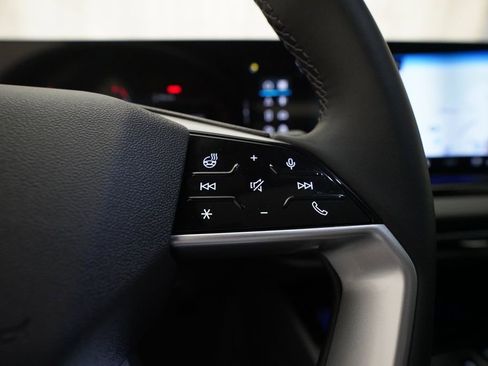 Used 2025 Audi Q5 Premium w/ Convenience Package image 19