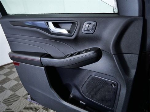 Certified 2023 Ford Escape ST-Line Select w/ Tech Pack #2 image 24