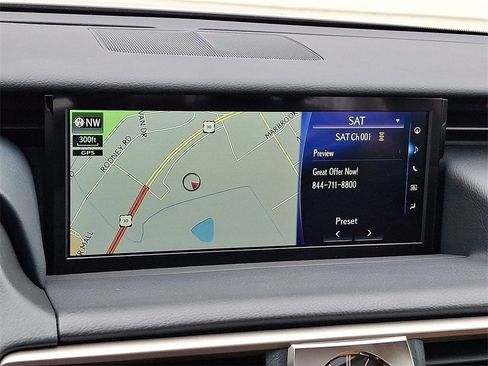 Used 2018 Lexus IS 300 AWD image 3