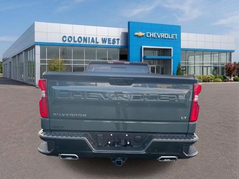 Used 2025 Chevrolet Silverado 1500 LT Trail Boss AWD/4WD image 7