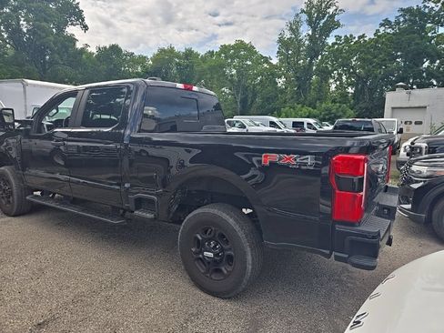 Used 2024 Ford F250 XL w/ STX Appearance Package AWD/4WD image 4