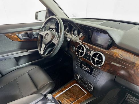 Used 2015 Mercedes-Benz GLK 350 4MATIC image 29