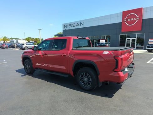 Used 2024 Toyota Tundra SR5 w/ SR5 Convenience Package AWD/4WD image 9