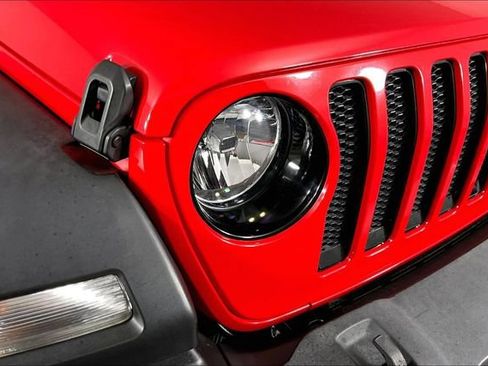 Used 2022 Jeep Wrangler Unlimited Sport AWD/4WD image 30