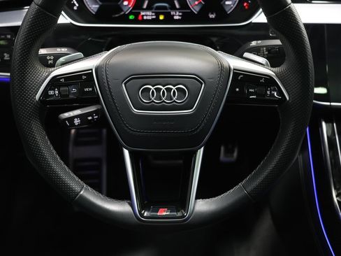 Used 2023 Audi S8 w/ S8 Comfort Plus Package AWD/4WD image 17