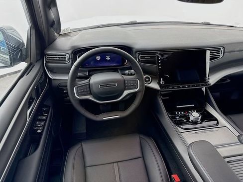 New 2026 Jeep Grand Wagoneer 4WD w/ Premium Group I image 24