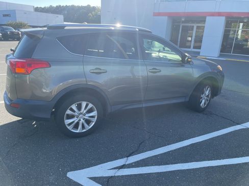 Used 2013 Toyota RAV4 Limited image 2