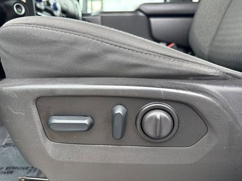 Used 2022 Chevrolet Silverado 2500 LT w/ Convenience Package image 10