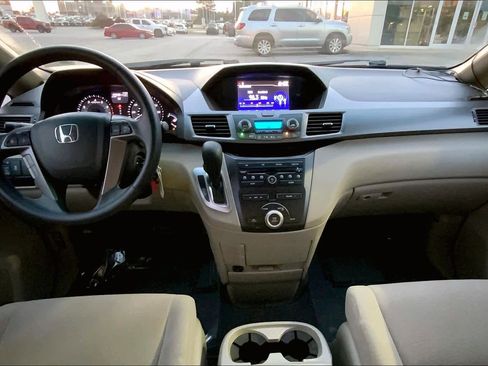 Used 2013 Honda Odyssey EX image 15