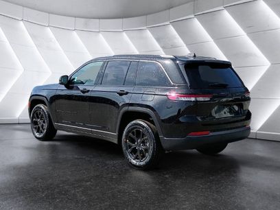 New 2026 Jeep Grand Cherokee Altitude