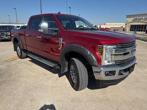 Used 2019 Ford F250 Lariat w/ Tow Technology Bundle image 18