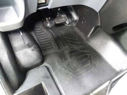 Used 2019 Ford Transit 250 148 Medium Roof RWD image 22