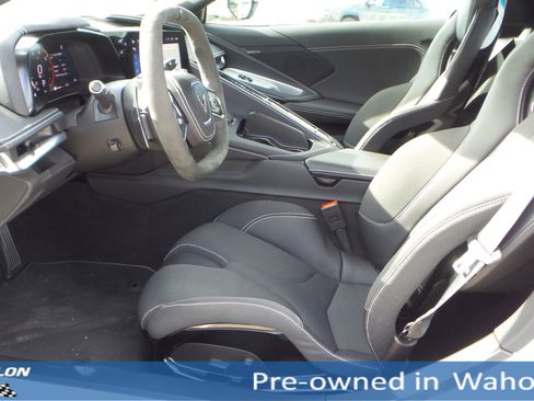 Used 2025 Chevrolet Corvette Stingray Convertible w/ Battery Protection Package image 9