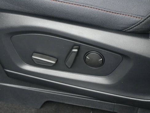 New 2026 Ford Explorer Active RWD image 9