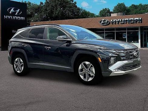 Used 2025 Hyundai Tucson SEL AWD/4WD image 14