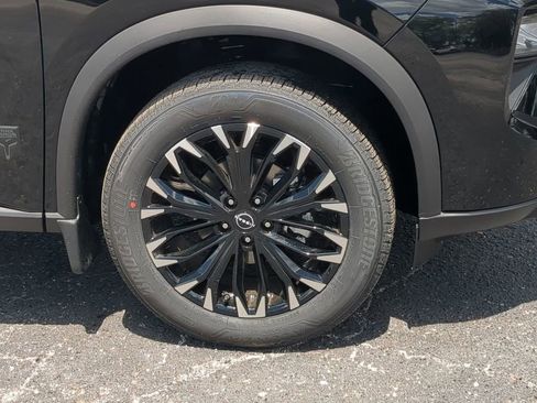 New 2026 Nissan Rogue SV FWD image 10
