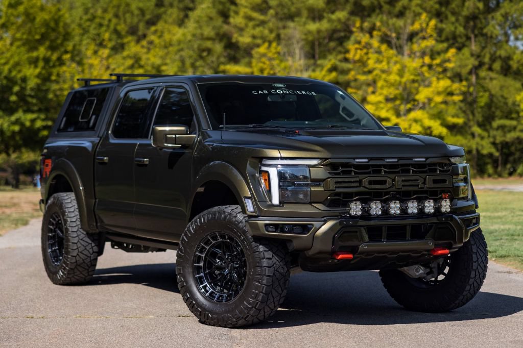 Used 2026 Ford F150 Raptor w/ Equipment Group 803A Raptor R AWD/4WD image 4